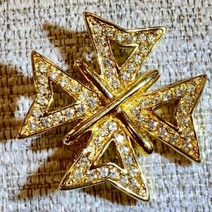 VTG NAPIER Goldtone & Swarwoski Crystal Maltese Cross .  Mint 70’s cond!!!